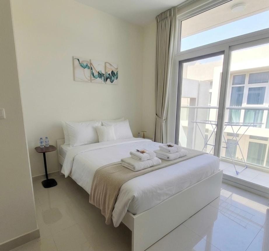 Spacious 3-Bedroom Villa in DAMAC Hills 2 Villa in Dubai