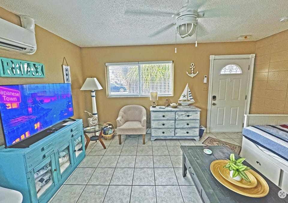 Surfing Turtle Inn Apartment in Cape Canaveral