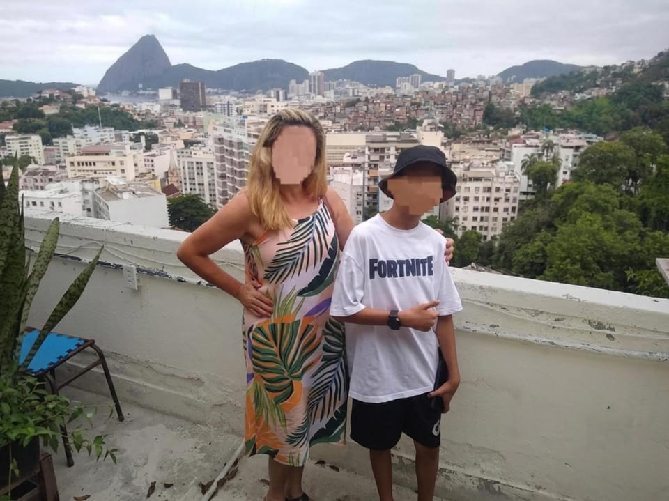 Day, People, Natural landscape, Guests, City view, Mountain view, children, group of guests, Family