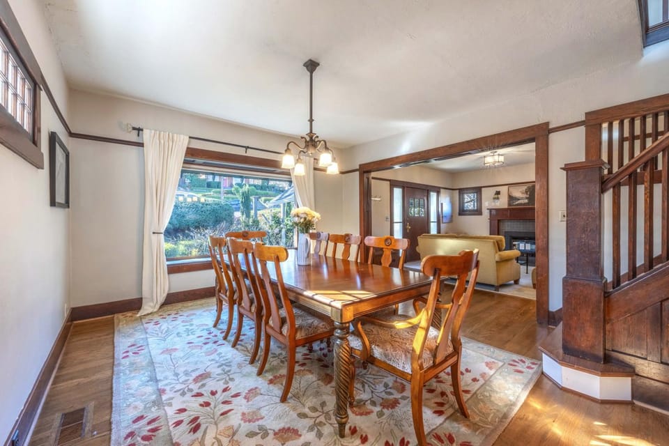 State Of Chill House in Hood River