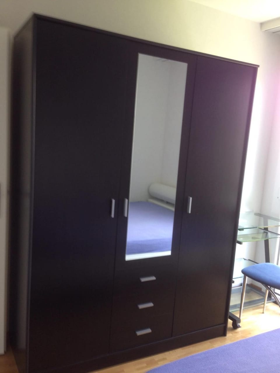 Private Room in new apart, Bouchet, Balexert Bed and Breakfast in Geneva