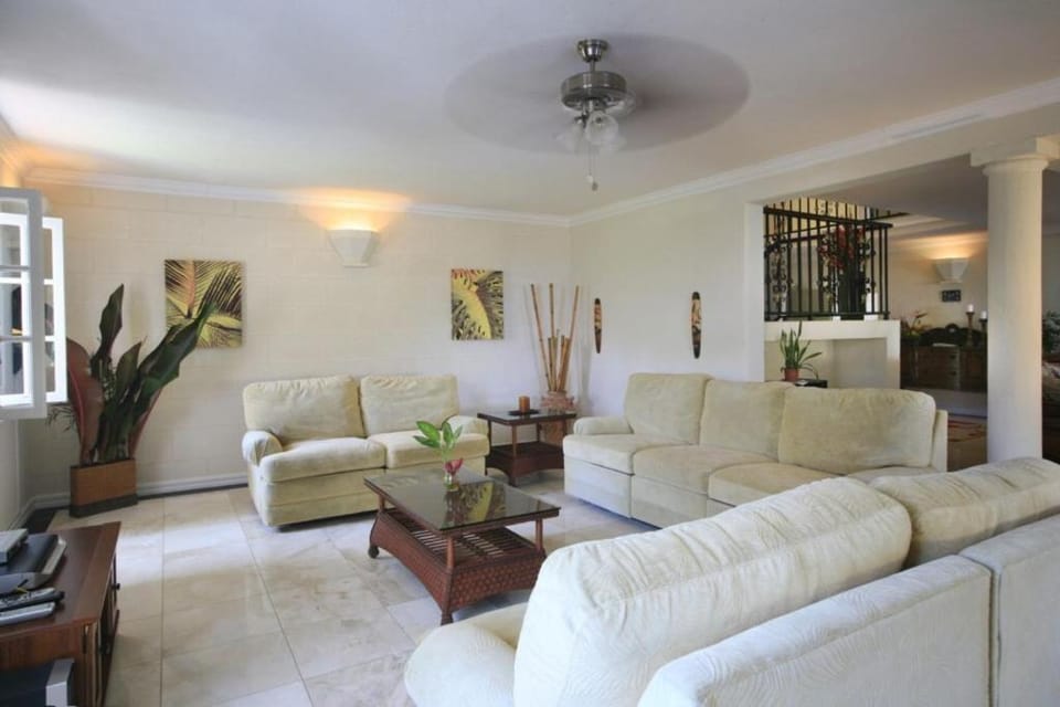 Spectacular views for up to 12 persons Villa in Caribbean