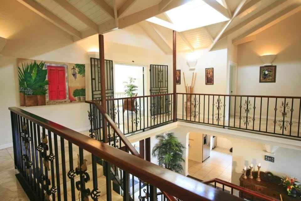 Spectacular views for up to 12 persons Villa in Caribbean