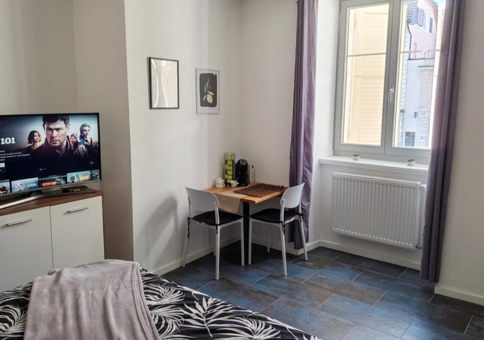 Studio lumineux Apartment in Neuchâtel, Switzerland
