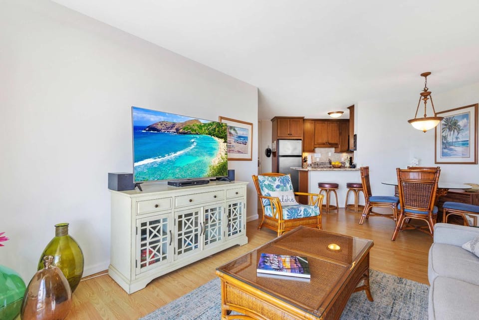 Penthouse Oceanview Vistas House in Kihei