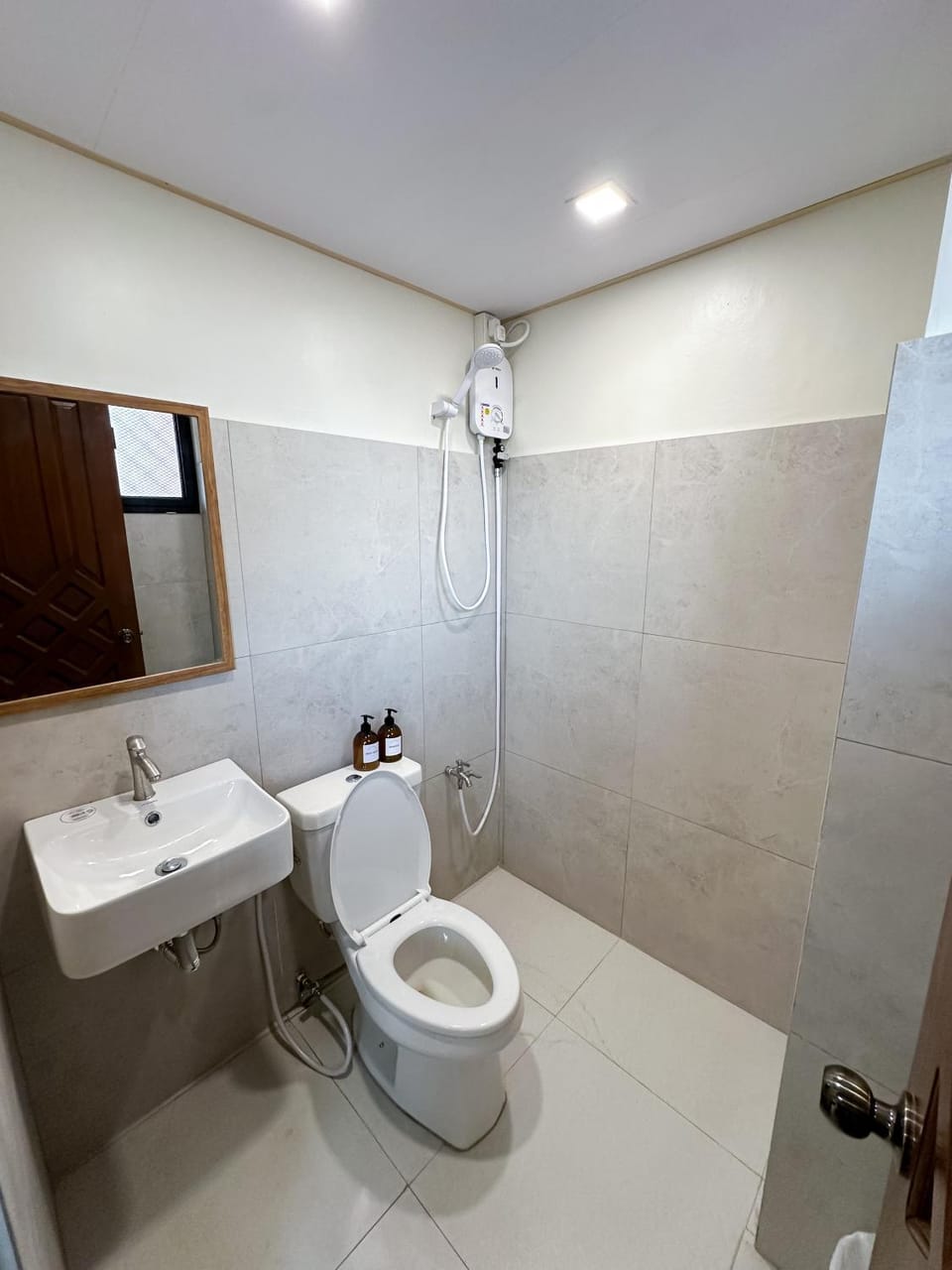 Roseco Stays Davao Vacation rental in Davao City