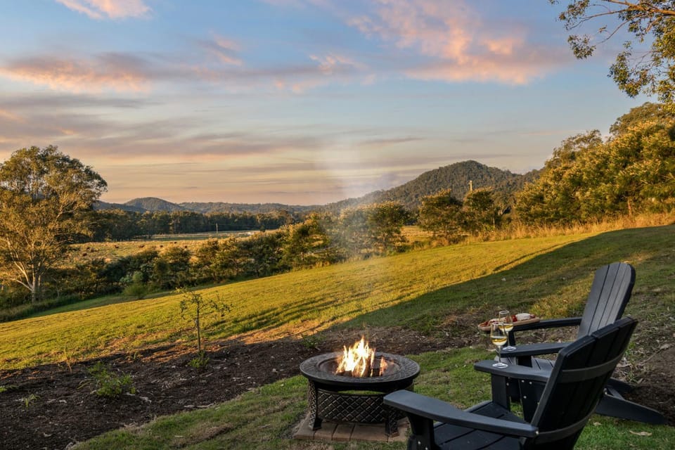 Mountain view, Mountain view, fireplace, fireplace