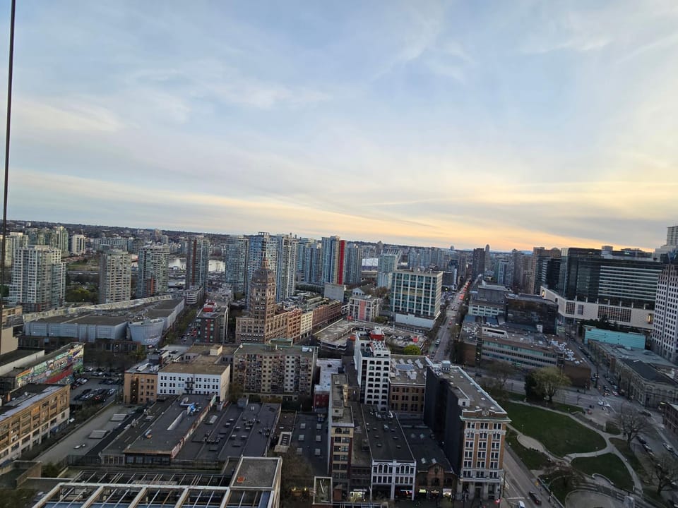 City view, City view, Location