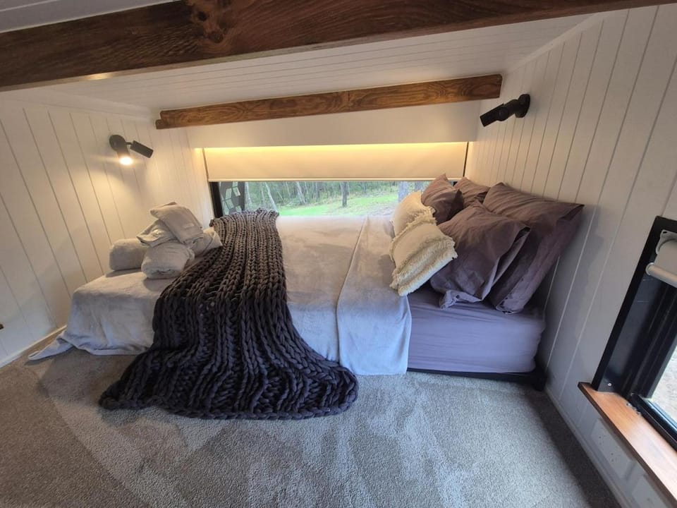 Kookaburra Retreat Tiny Home Sydney Hllls House in Sydney