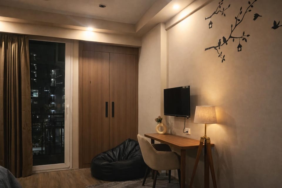 Misty Haven Apartment in Uttar Pradesh