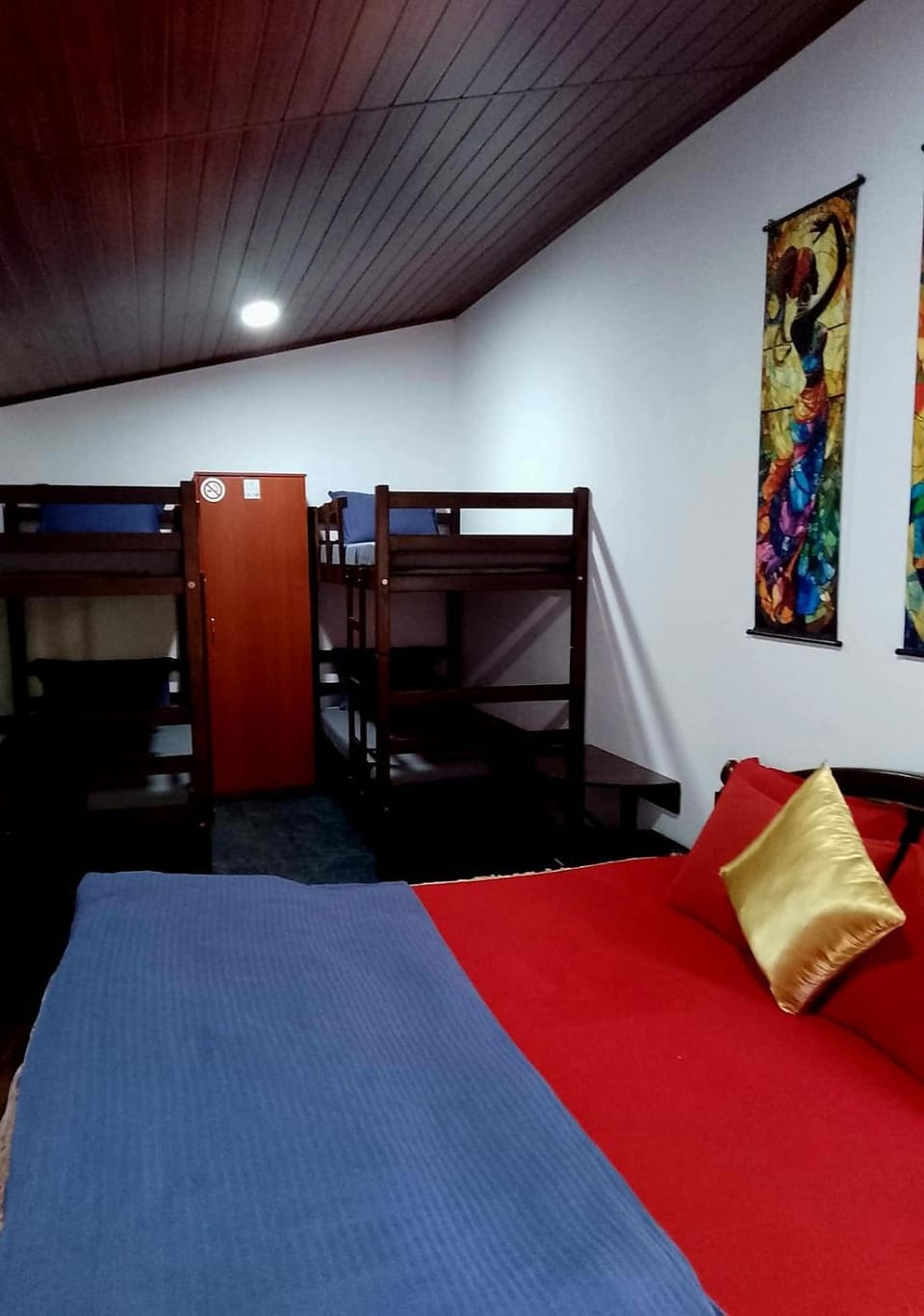 Thambili lk Hostel in Colombo