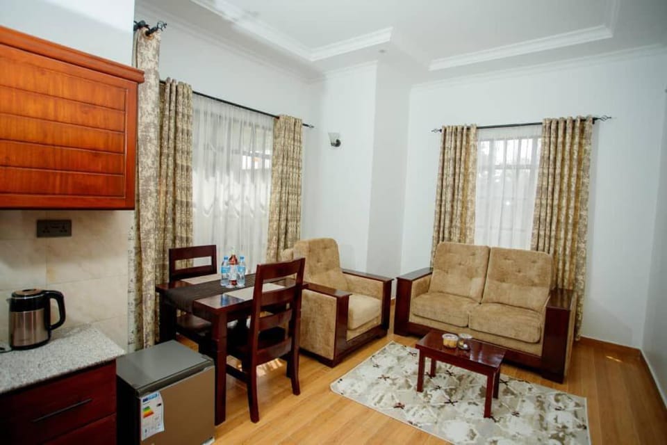 Pakihotels&apartment Hotel in Kenya