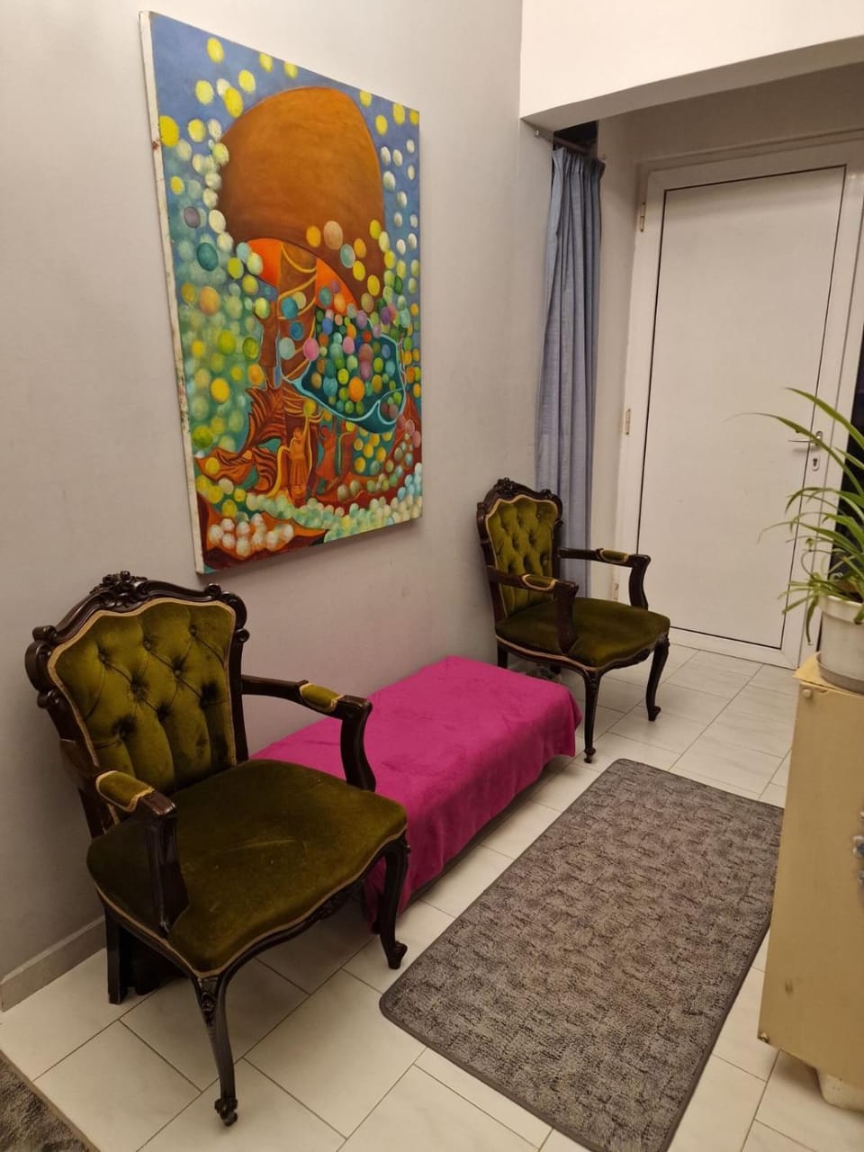Facade/entrance, Living room, Seating area, Landmark view