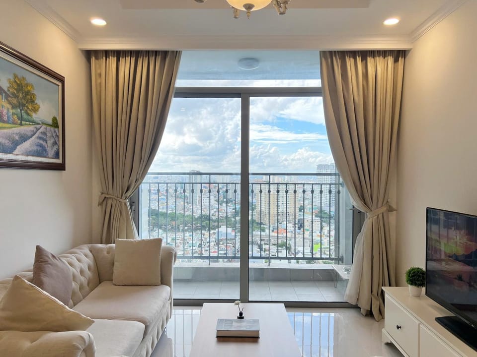 Communal lounge/ TV room, Natural landscape, TV and multimedia, View (from property/room), Balcony/Terrace, Living room, Seating area, Evening entertainment, Mountain view