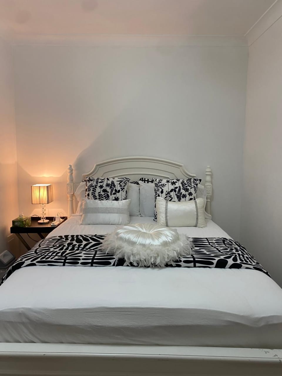 The Bradburry Room -MAN ONLY Vacation rental in Sydney