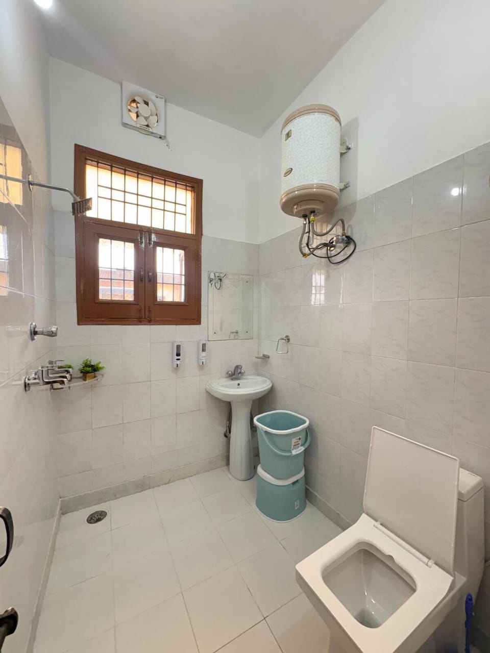 Serene Stays 1BHK 2ndFloor Family Couples PKL Apartment in Punjab, India