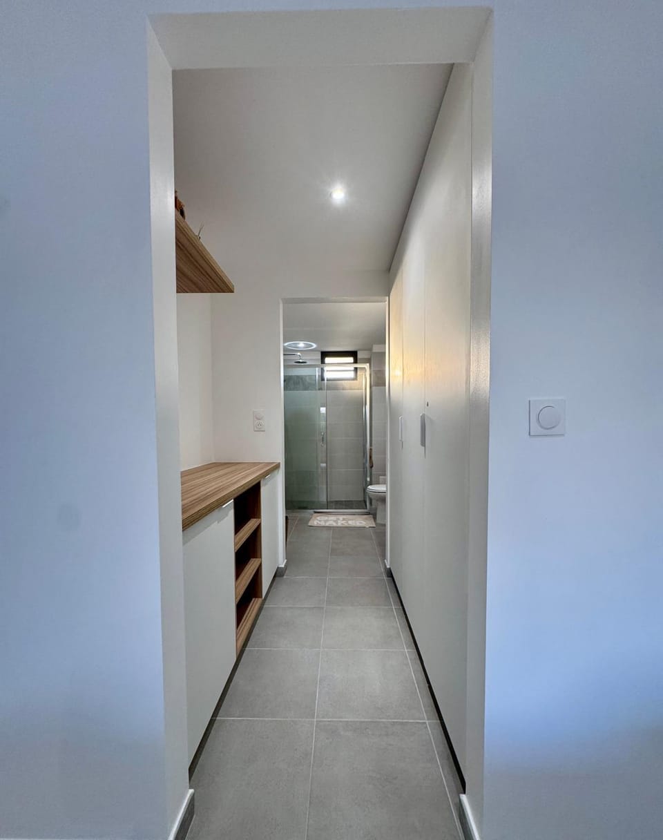 Bedroom, wardrobe