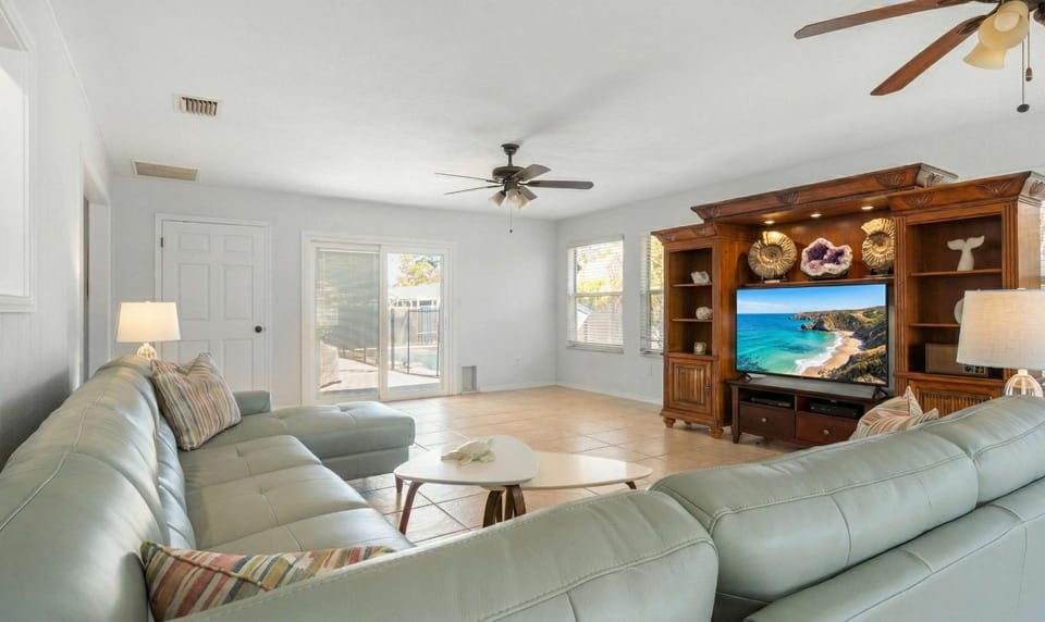 TV and multimedia, Living room