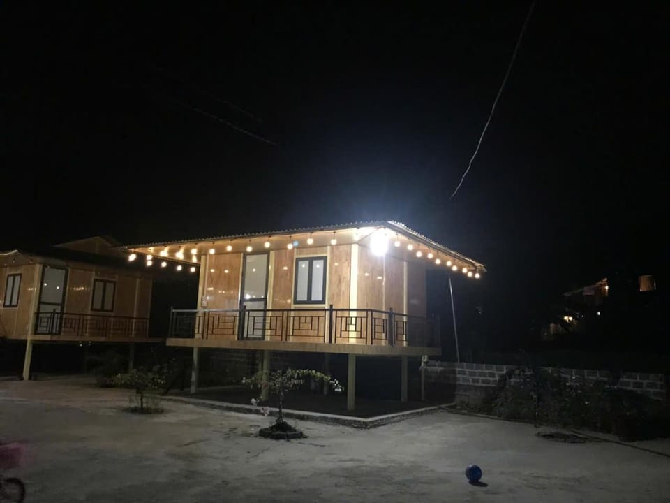 Homestay Mường Lò Corner and Hot mineral springs ''FREE'' Bed and Breakfast in Vietnam