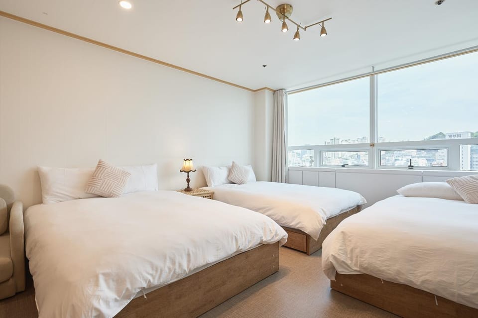 i10 Hongdea fantastic view good location Apartment in Seoul