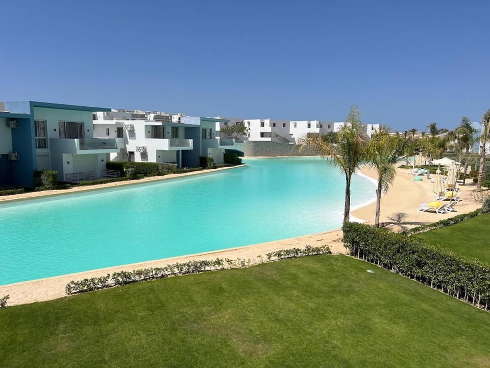 Garden view, Pool view