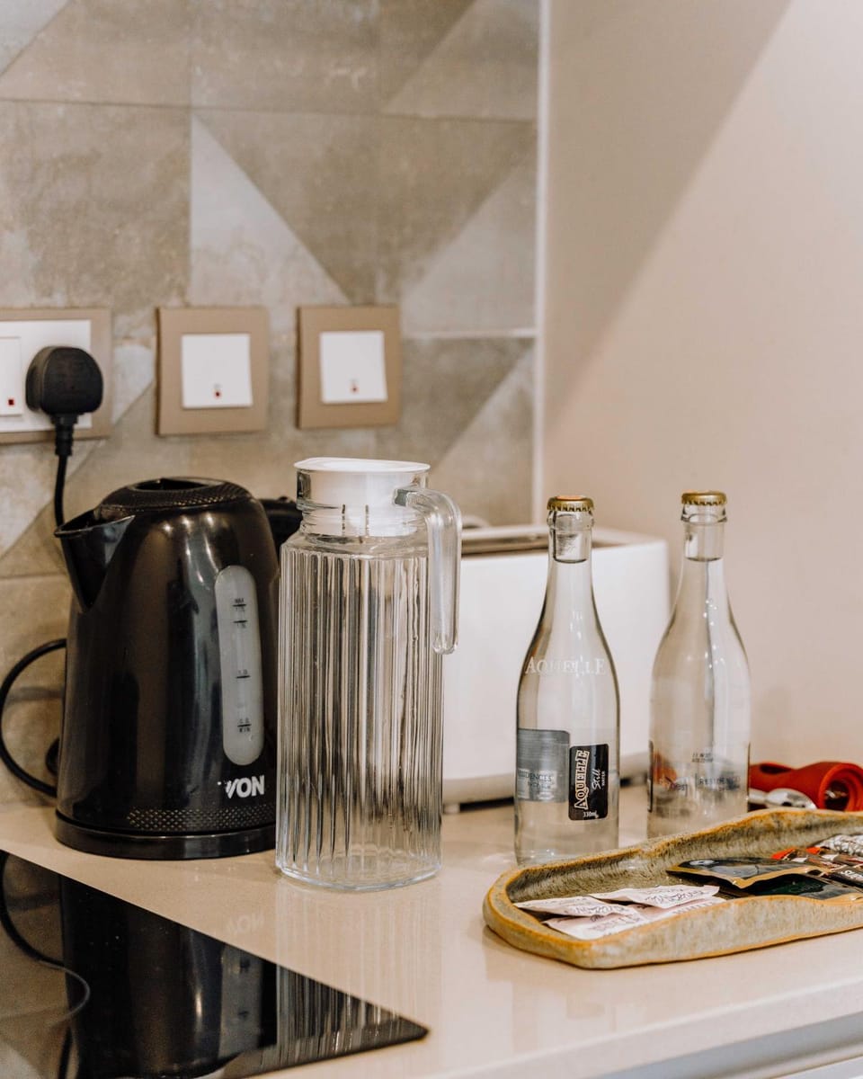 Kitchen or kitchenette, kitchen