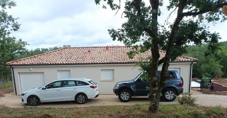 maison à Cahors avec piscine et clim House in Cahors