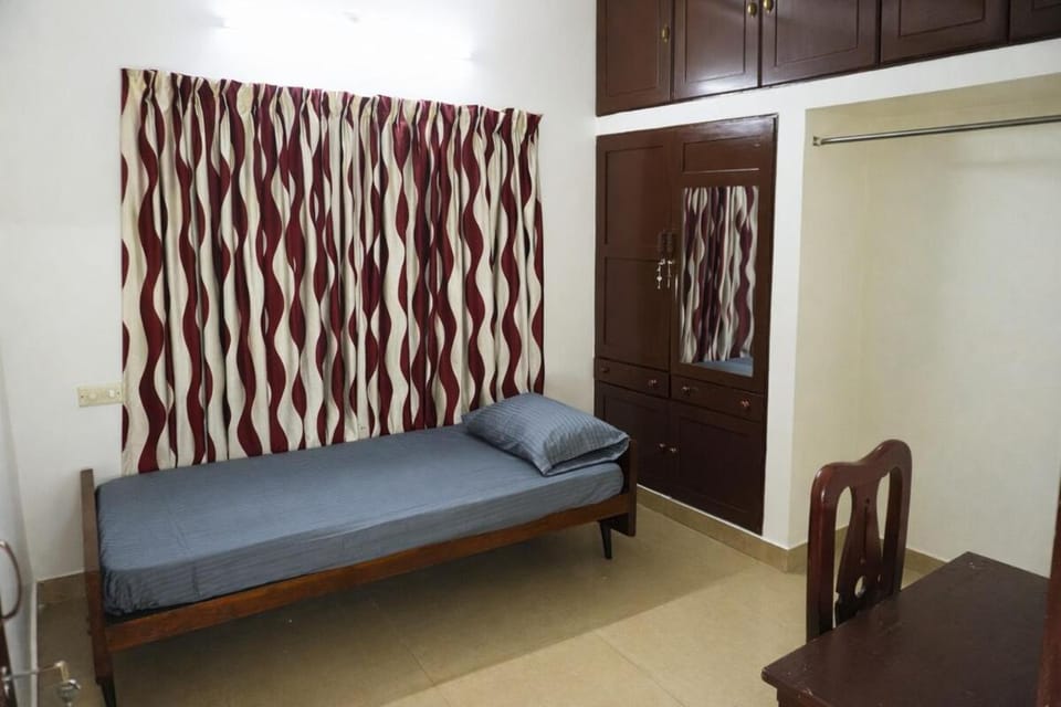 4BHK Getaway Big, Cozy & All Yours in Trivandrum Apartment in Thiruvananthapuram