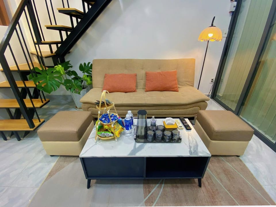 Food and drinks, Seating area