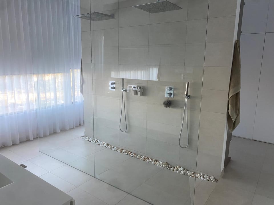 Villa Tres Vistas Sant Josep Jacuzzi Villa in Valencian Community