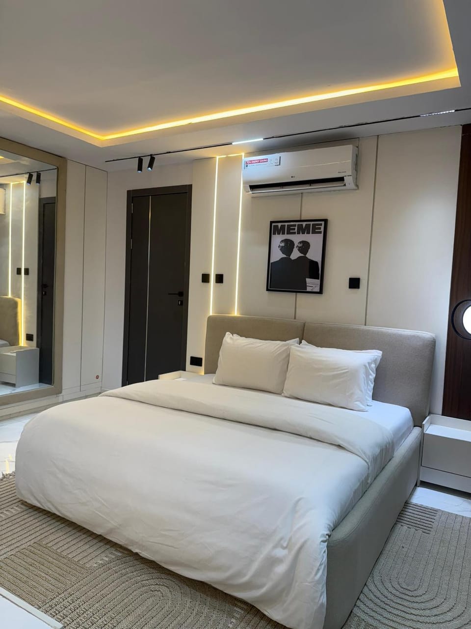 Bed, Bedroom
