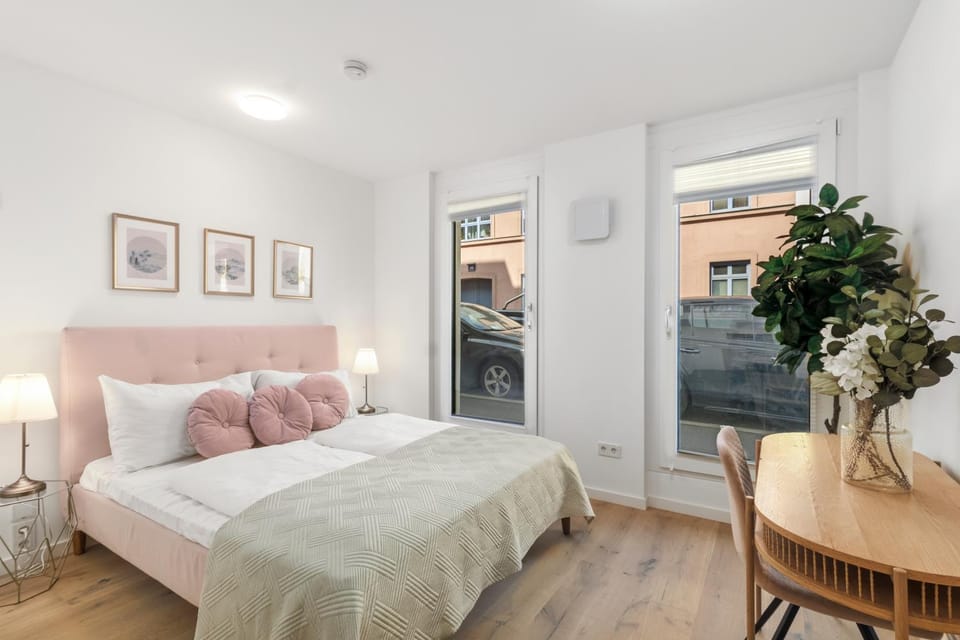 Stylish Retreat with AC - 15 min to City Center Apartment in Vienna
