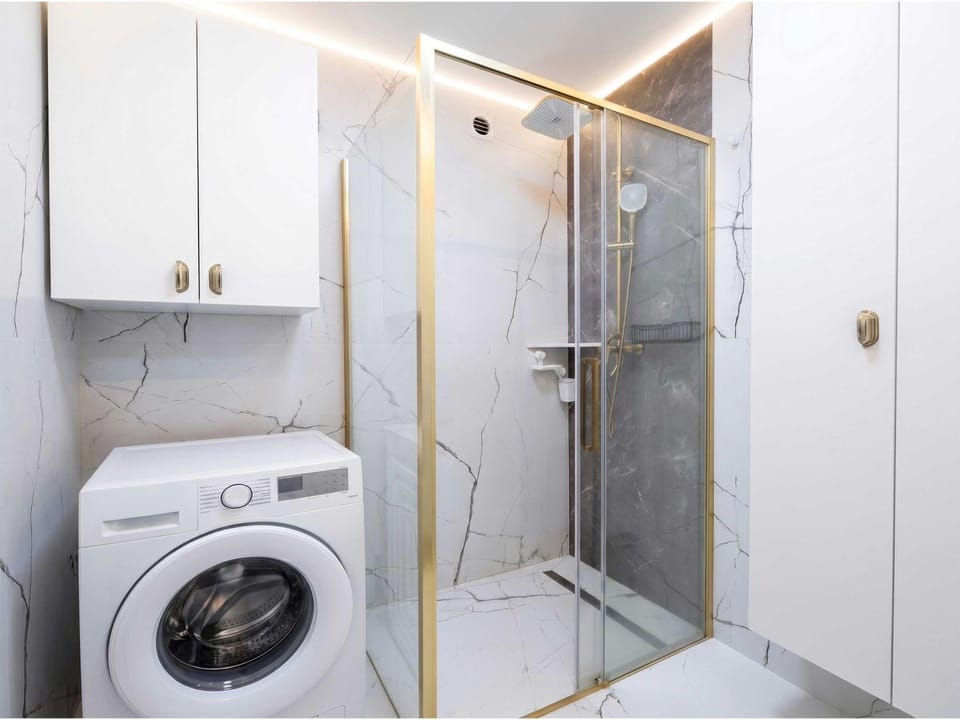 Cozy Modern Studio - 3 min Walk to Beach Apartment in Nice