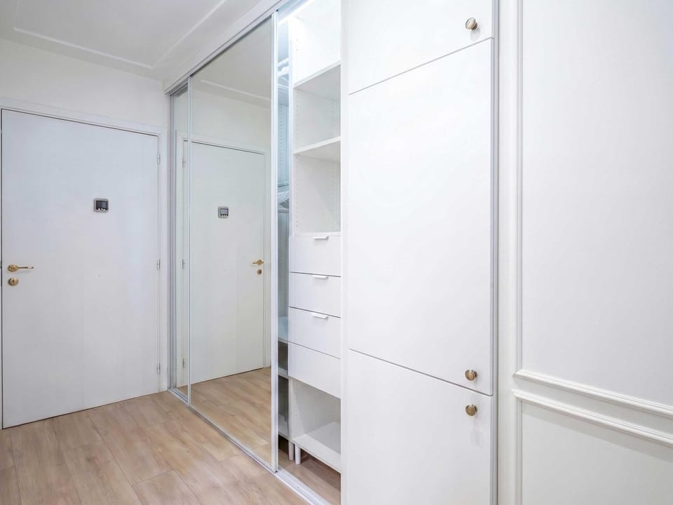Cozy Modern Studio - 3 min Walk to Beach Apartment in Nice