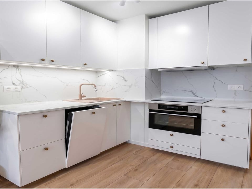 Cozy Modern Studio - 3 min Walk to Beach Apartment in Nice