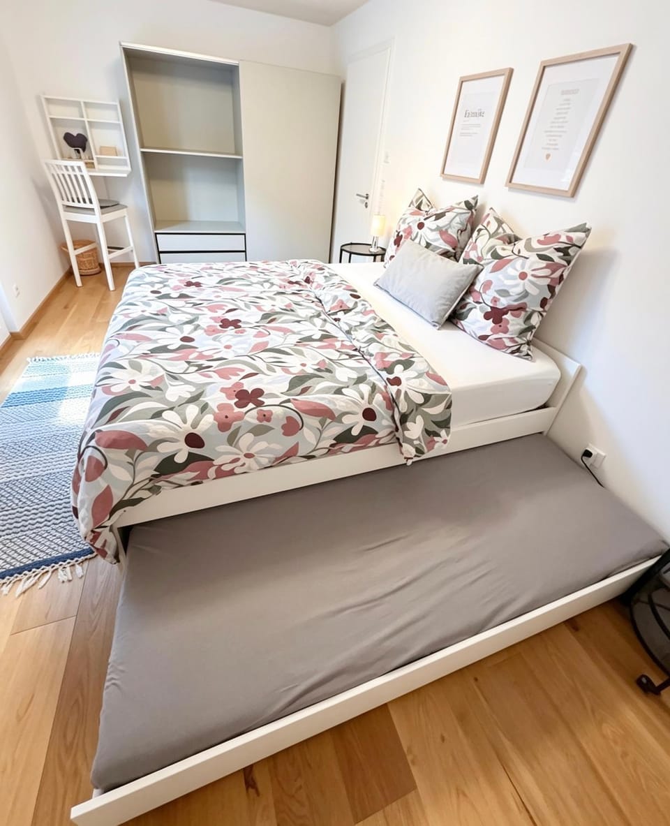 Bedroom, children, Family, wardrobe
