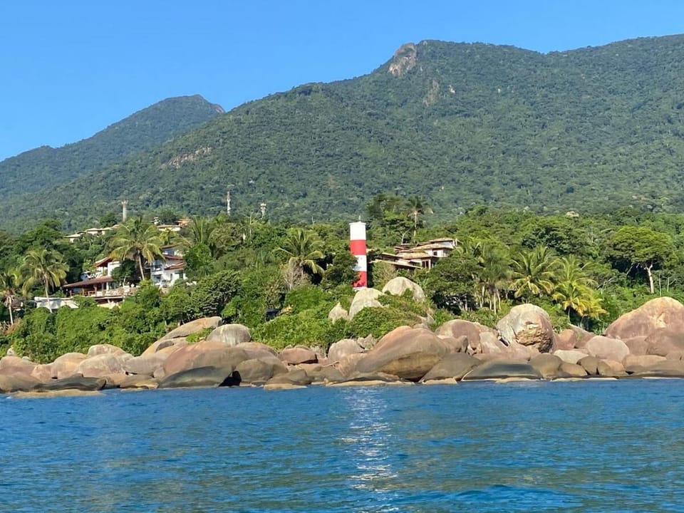 Chalé com vista na vila centro histórico Chalet in Ilhabela