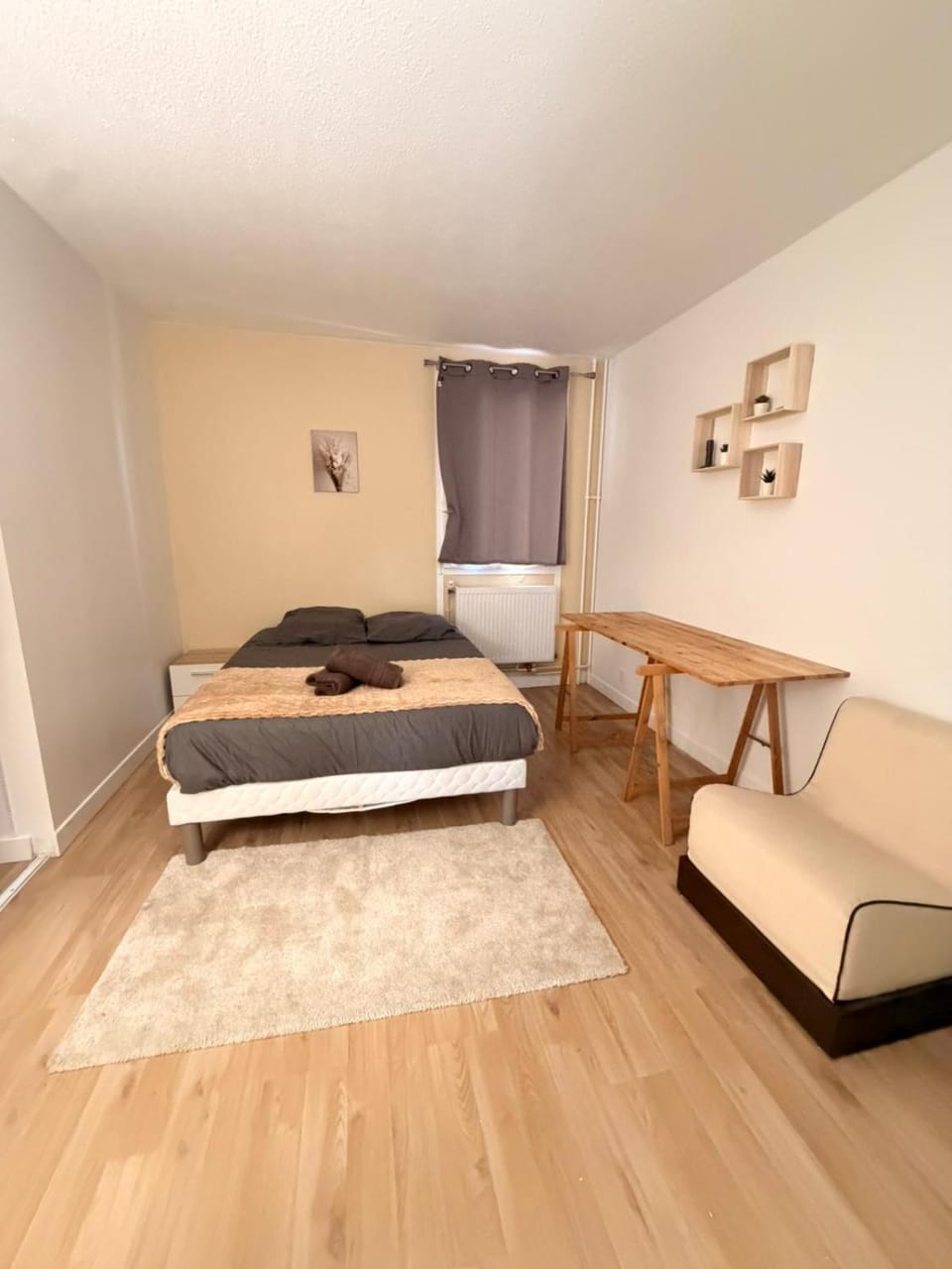 T4 3 Chambres Ideal pour familles et groupes Face du Stade de France Canal et toutes commodités Apartment in Aubervilliers