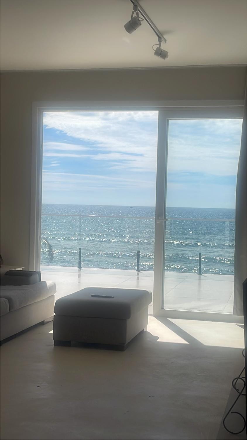 Suite Beira mar pé na areia Vacation rental in Balneário Barra do Sul