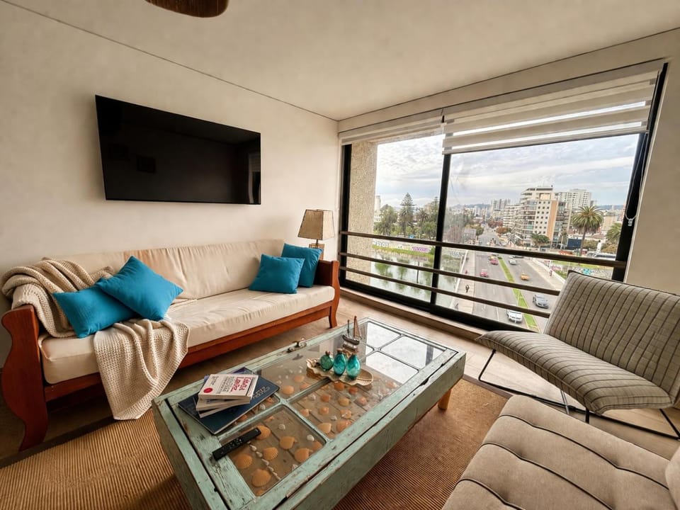 TV and multimedia, View (from property/room), Living room, Seating area