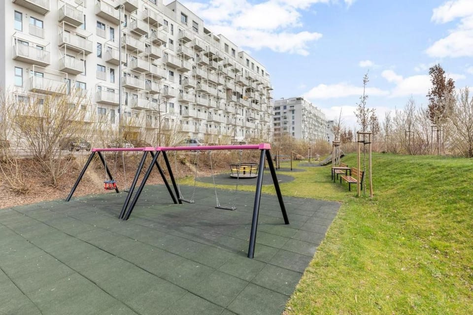 Slnečnice 1-Bedroom Apartment on Floor 6 with Parking by SkyViews Apartment in Bratislava