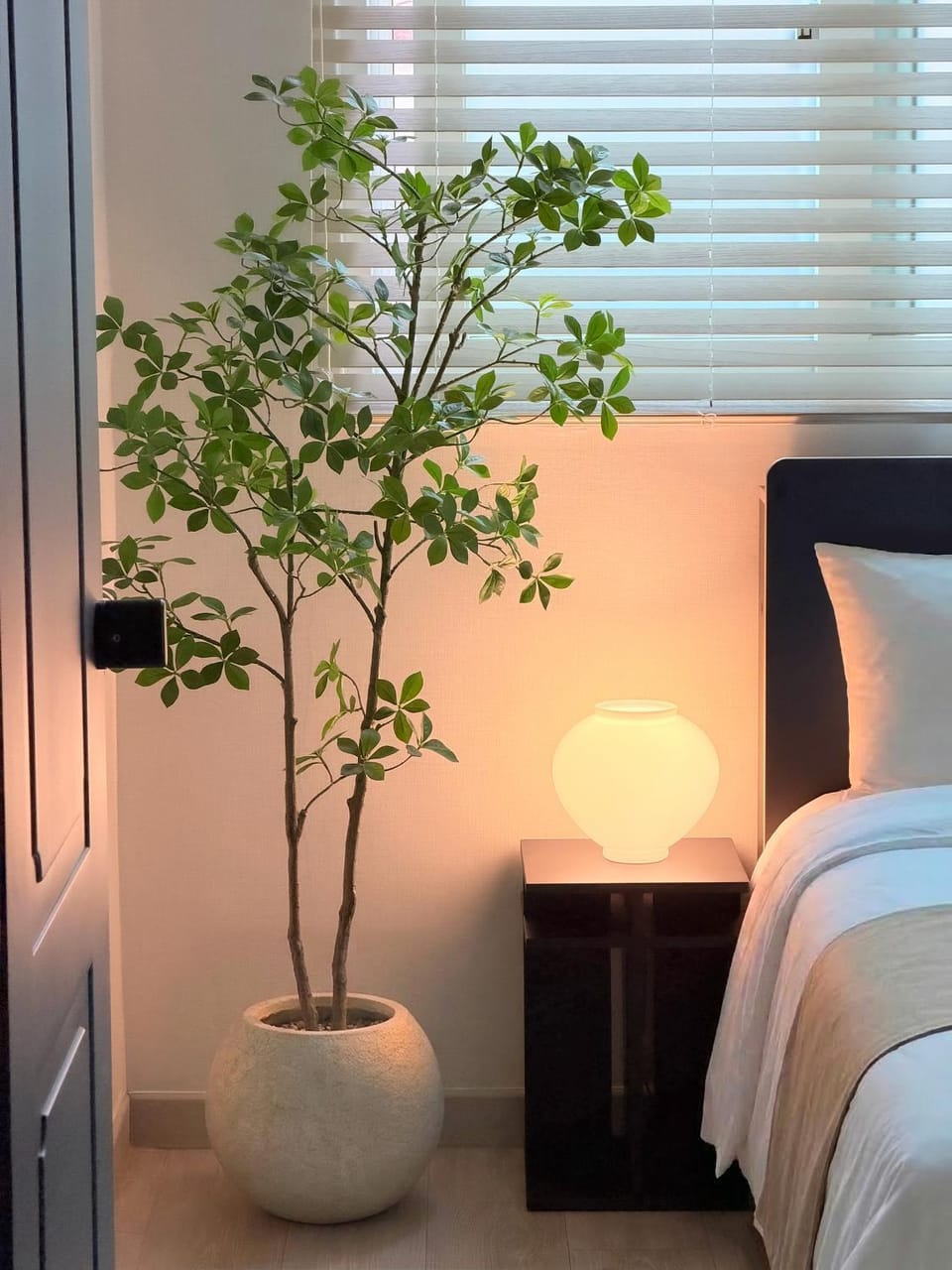 HUE STAY 4 Queen Beds 2 Bath 8pax Near KSPO Dome Apartment in Seoul