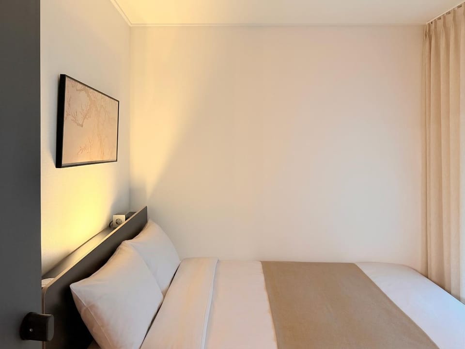 HUE STAY 4 Queen Beds 2 Bath 8pax Near KSPO Dome Apartment in Seoul
