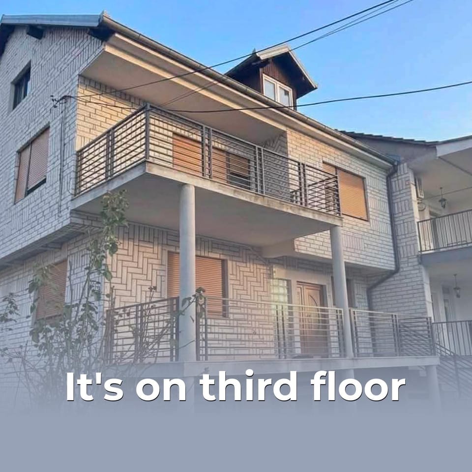 Property building, View (from property/room), Balcony/Terrace