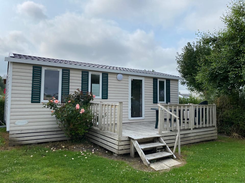 Camping Les 2 Plages Campground/ 
RV Resort in Quend