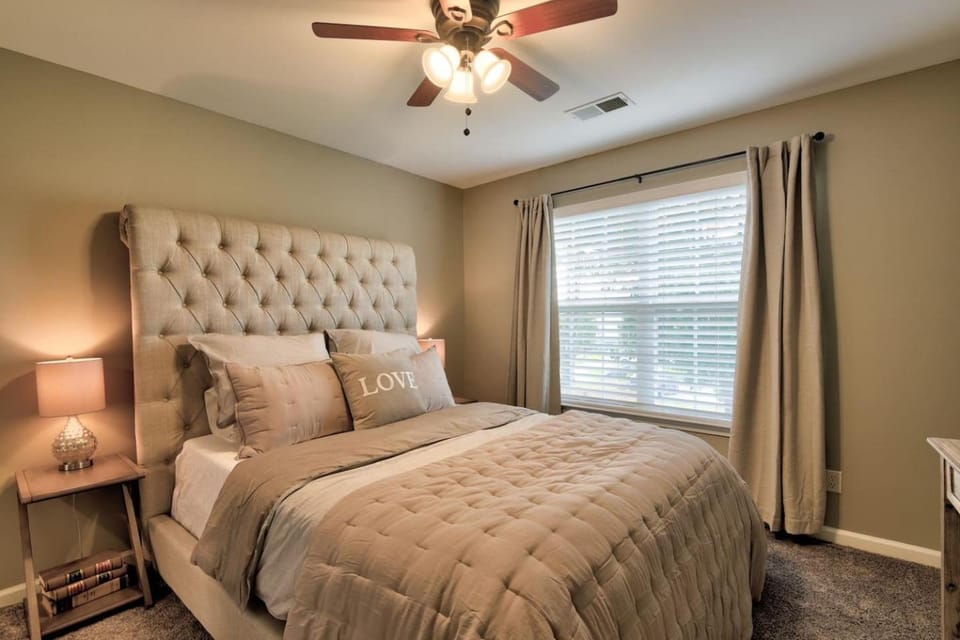 Bed, Bedroom