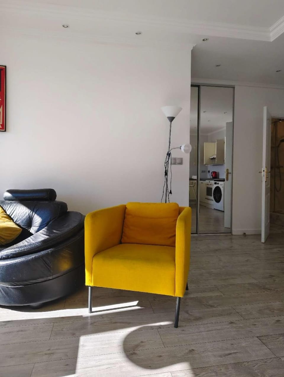2 bedrooms, La Défense, Eiffel Tower View, Parking, 1Omin walk to metro Apartment in Puteaux