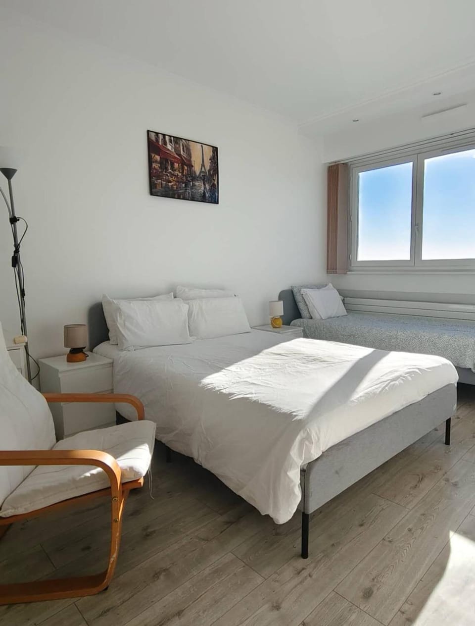2 bedrooms, La Défense, Eiffel Tower View, Parking, 1Omin walk to metro Apartment in Puteaux