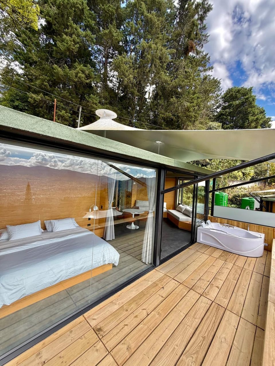 Bed, Hot Tub, Balcony/Terrace, Bedroom