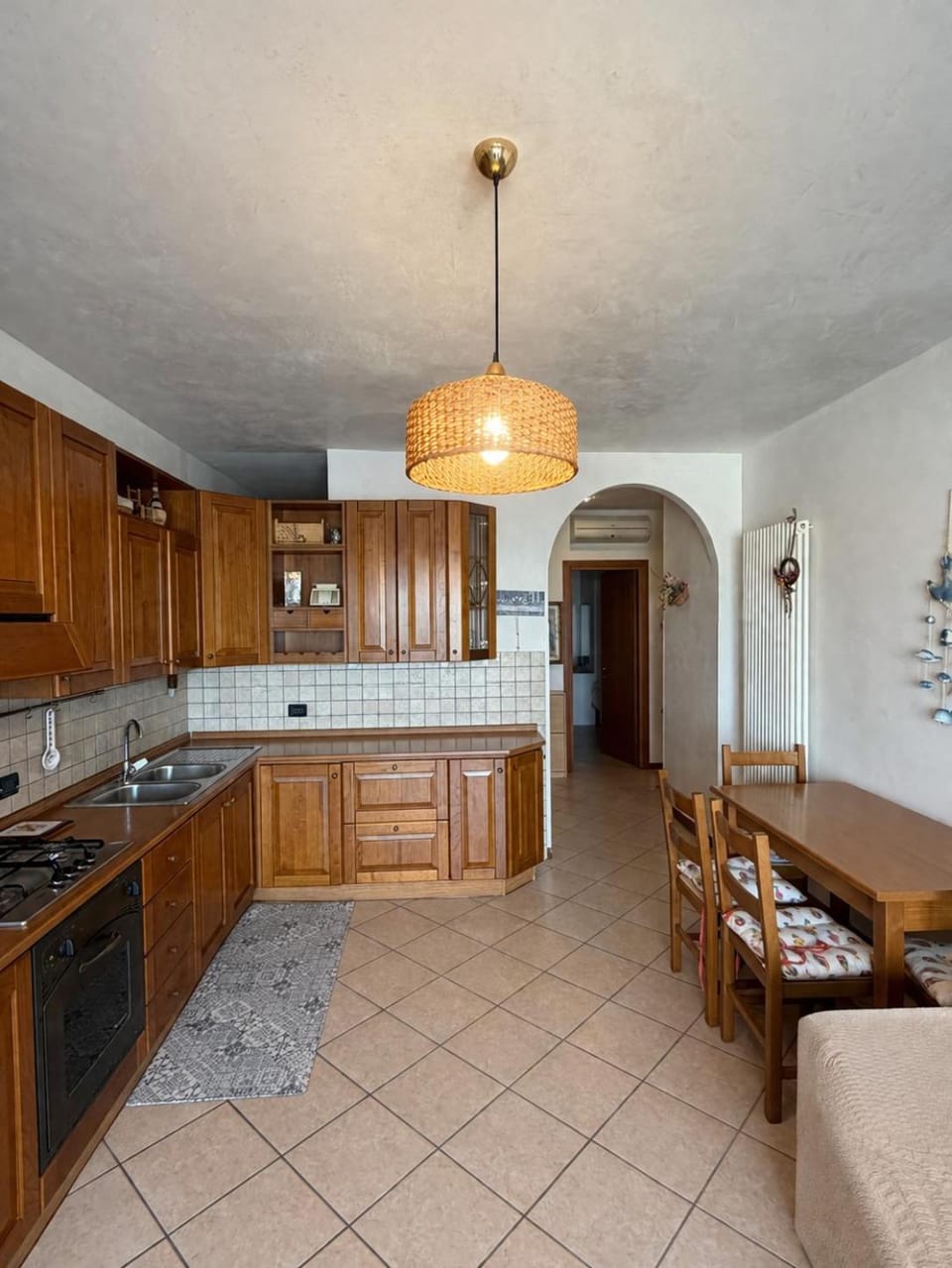 Kitchen or kitchenette, Dining area, Lunch, kitchen